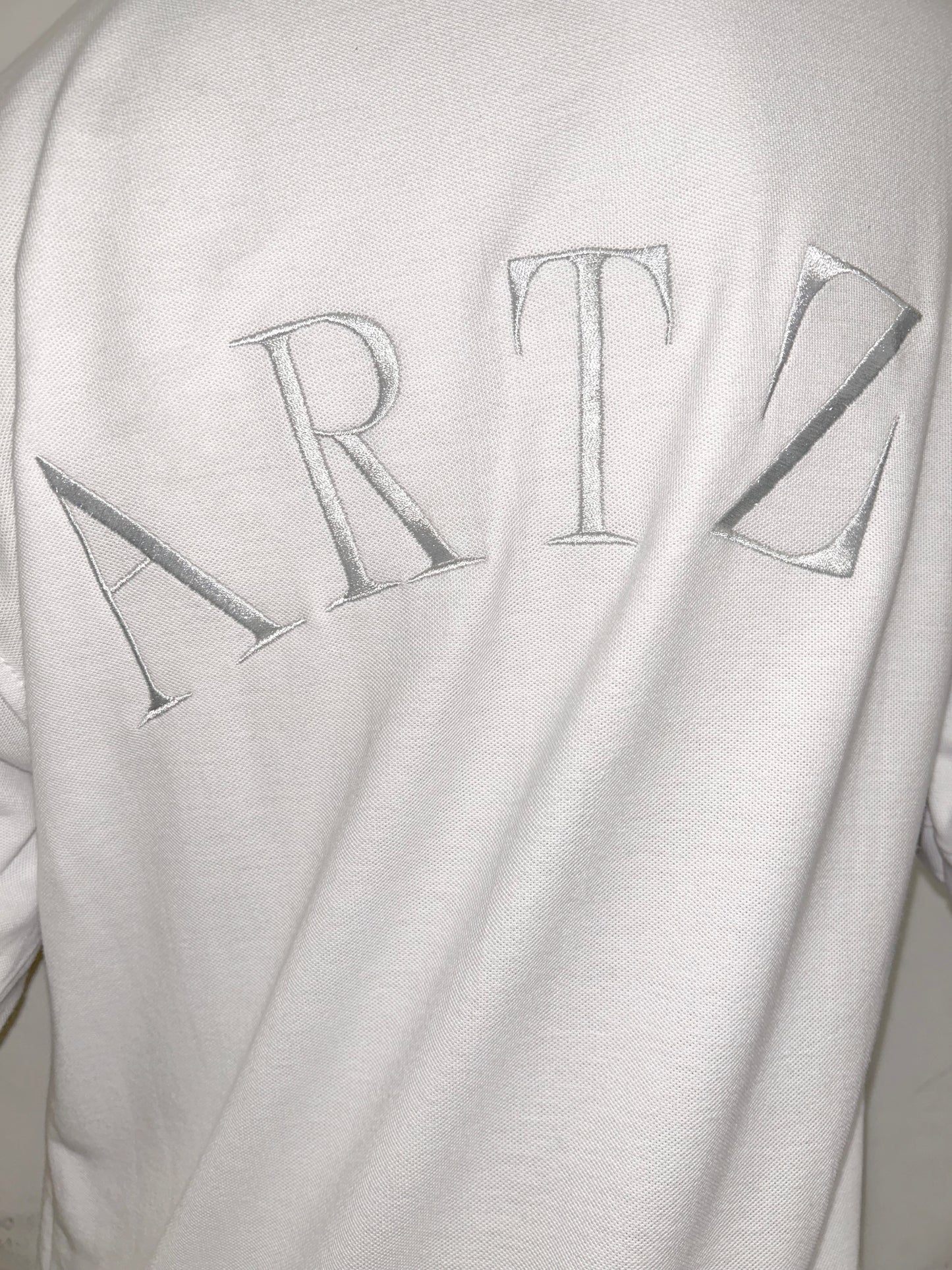 WHITE POLO ARTZ